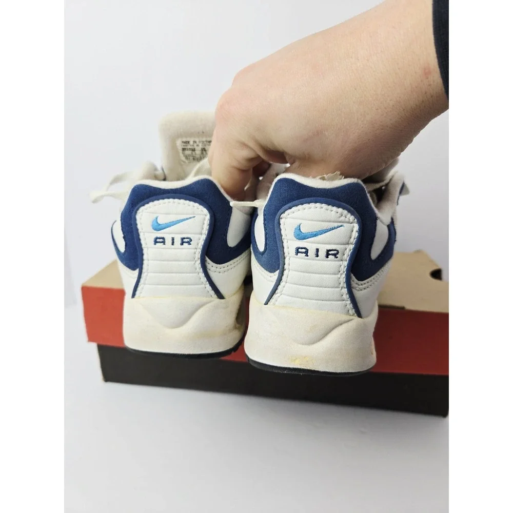 Vintage Nike Air Converge Triax Shoes US Size 6Y 981012 Read Description